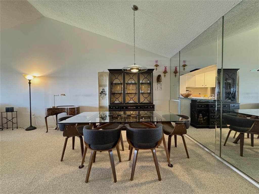 1155 Edgewater Circle, Unit 28, Bradenton, FL 34209 Photo