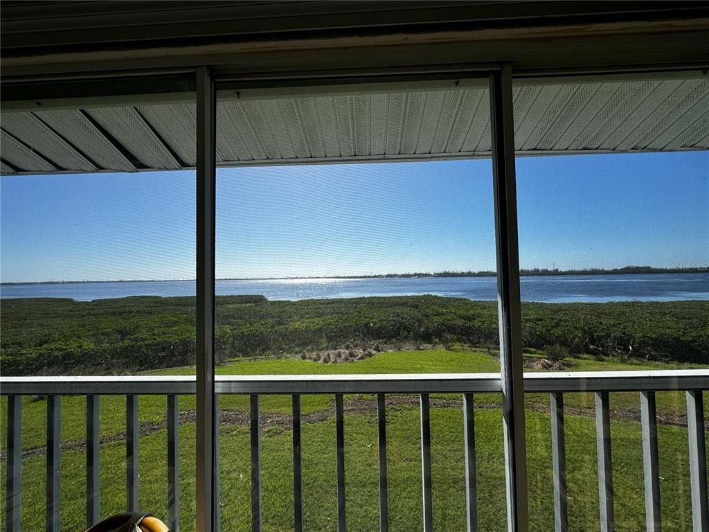 1155 Edgewater Circle, Unit 28, Bradenton, FL 34209 Photo