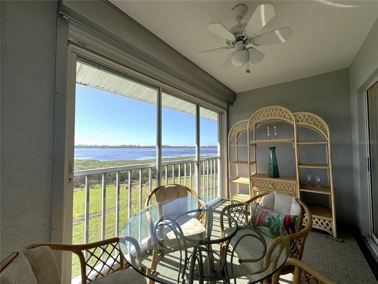 1155 Edgewater Circle, Unit 28, Bradenton, FL 34209 Photo