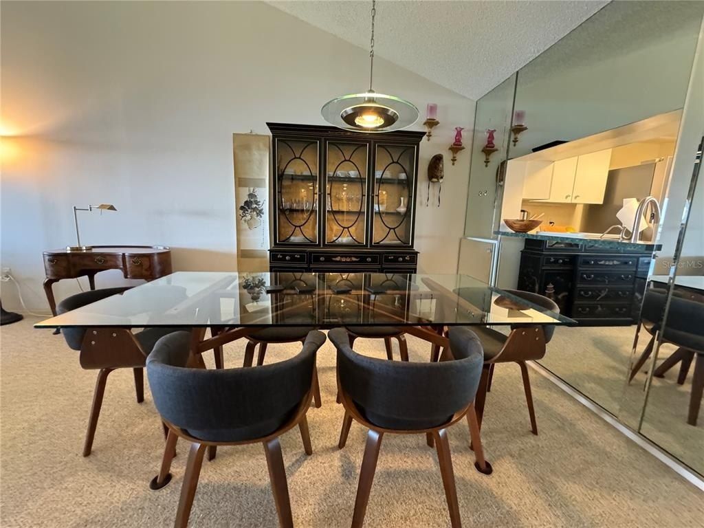 1155 Edgewater Circle, Unit 28, Bradenton, FL 34209 Photo