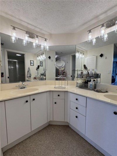 1155 Edgewater Circle, Unit 28, Bradenton, FL 34209 Photo