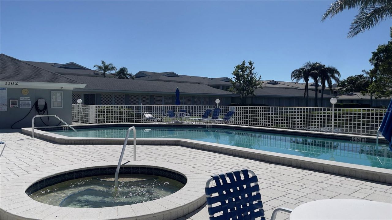 1155 Edgewater Circle, Unit 28, Bradenton, FL 34209 Photo