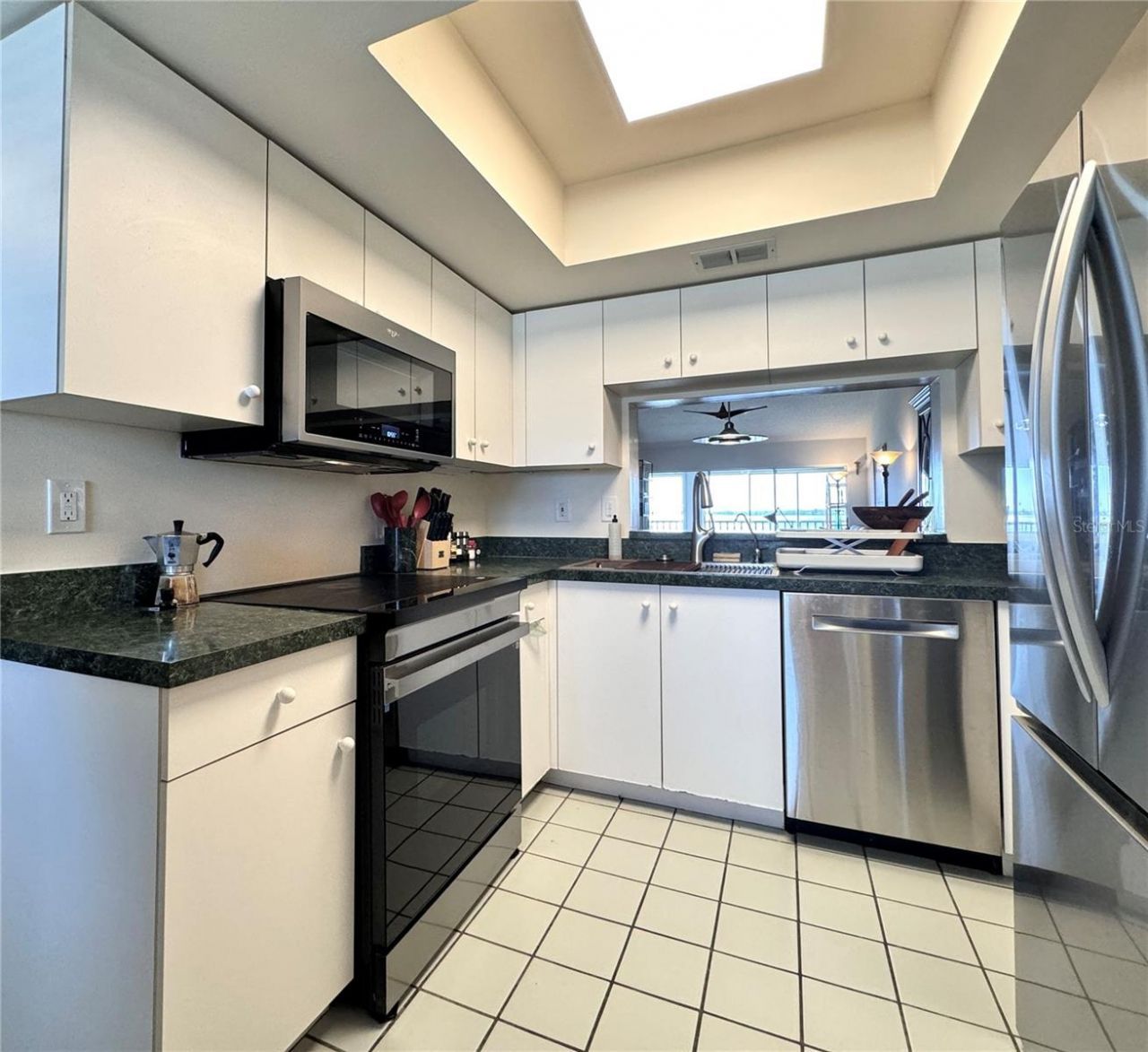 1155 Edgewater Circle, Unit 28, Bradenton, FL 34209 Photo
