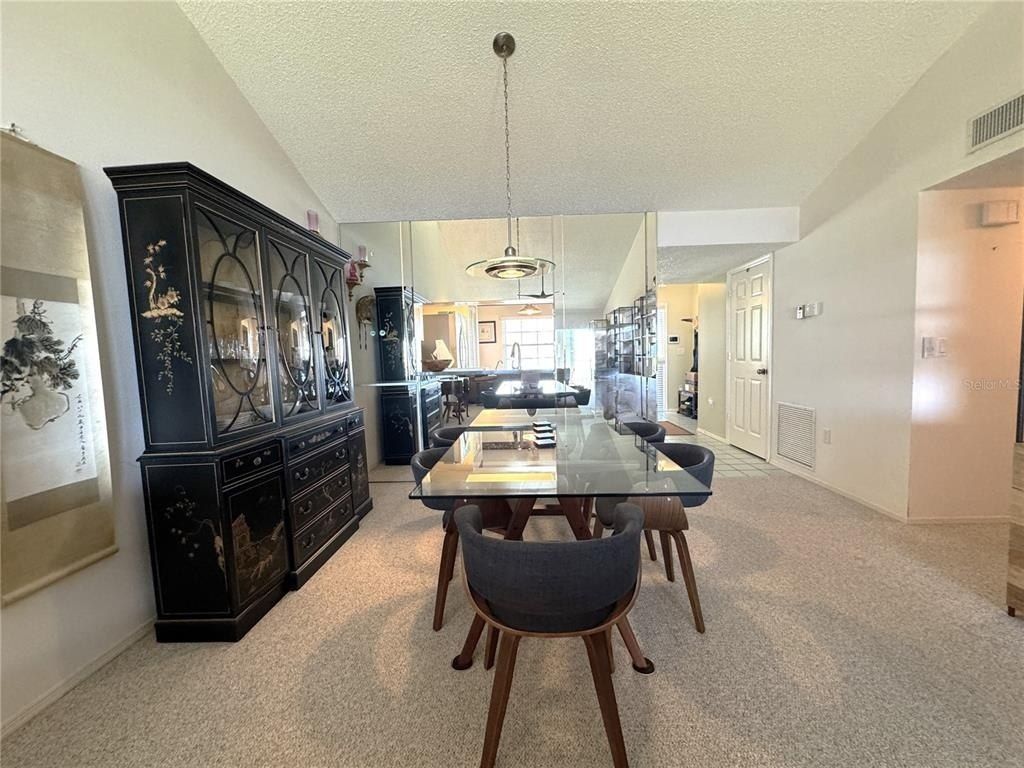 1155 Edgewater Circle, Unit 28, Bradenton, FL 34209 Photo