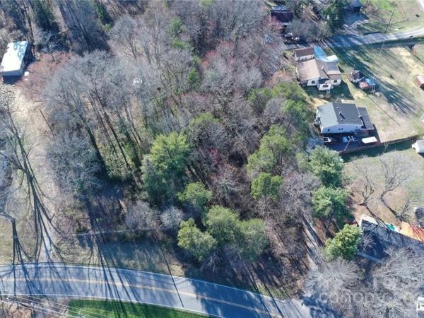 320 Fairgrove Church Road, Conover, NC 28613
