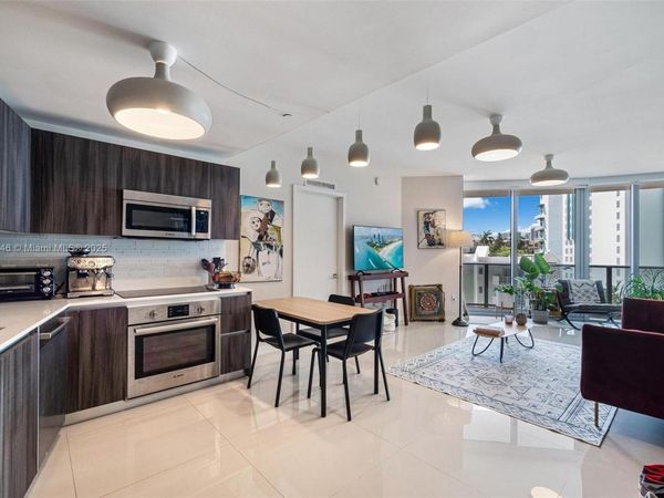 488 NE 18th St, Unit 401, Miami, FL 33132