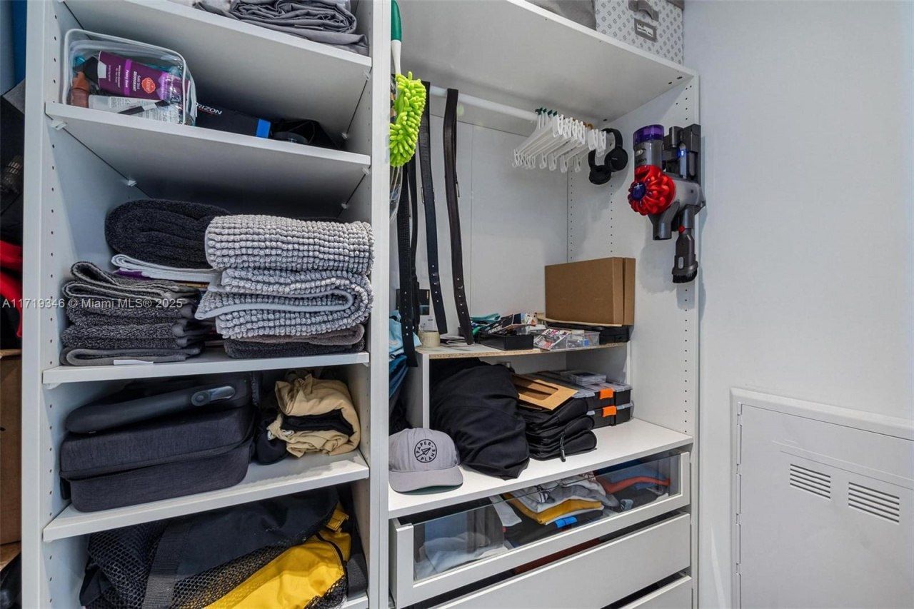 488 NE 18th St, Unit 401, Miami, FL 33132 Photo