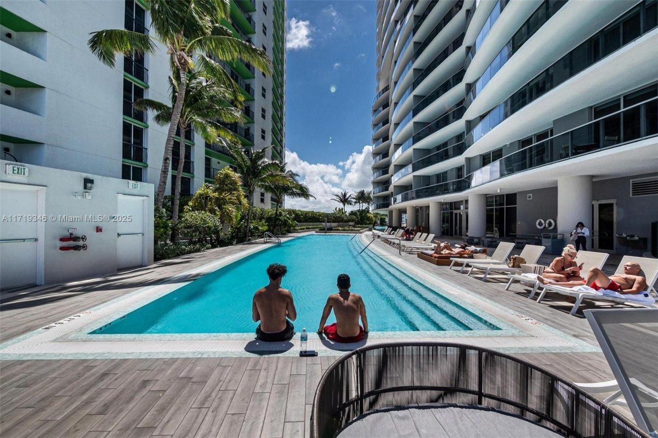 488 NE 18th St, Unit 401, Miami, FL 33132 Photo