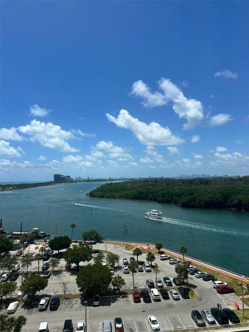 400 Kings Point Dr, Unit 1003, Sunny Isles Beach, FL 33160 Photo