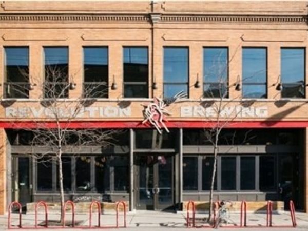 2323 N Milwaukee Avenue, Chicago, IL 60647