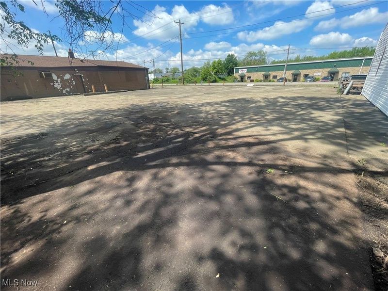 Navarre Road SW, Canton, OH 44706 Photo 10