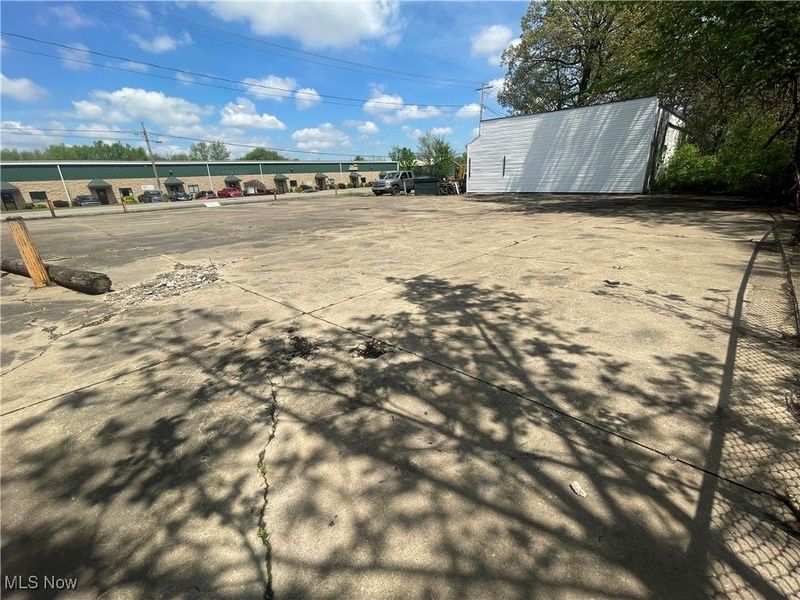 Navarre Road SW, Canton, OH 44706 Photo 5