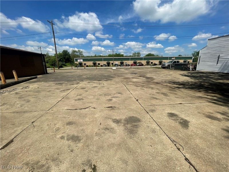 Navarre Road SW, Canton, OH 44706 Photo 6