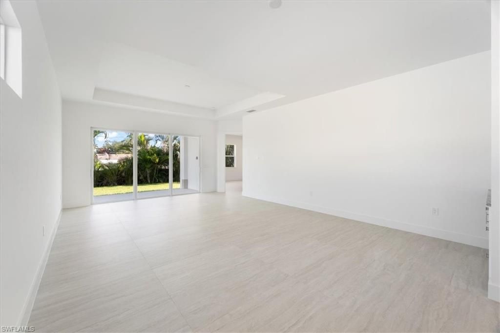 2537 Linda Dr, Naples, FL 34112 Photo