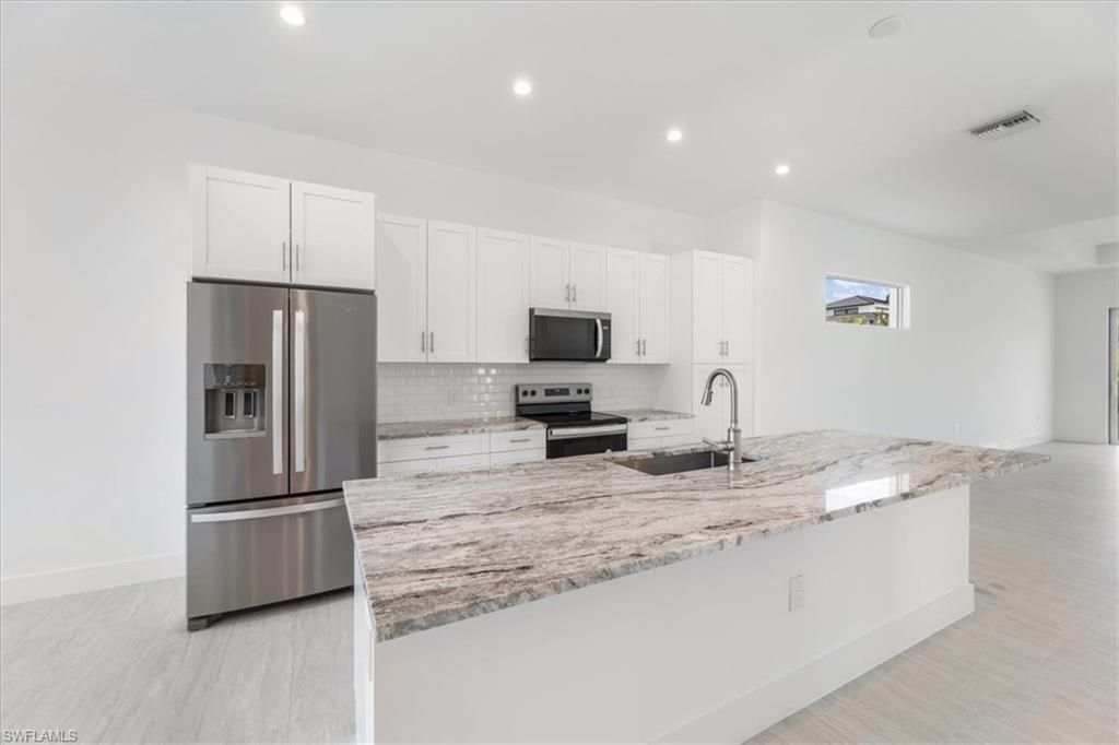 2537 Linda Dr, Naples, FL 34112 Photo