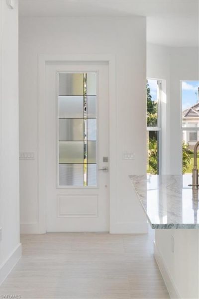 2537 Linda Dr, Naples, FL 34112 Photo