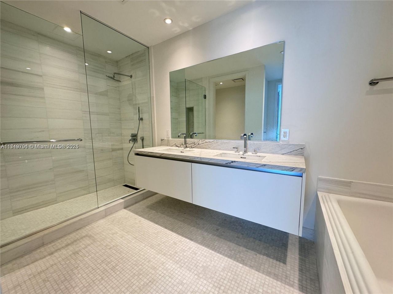 700 NE 26th Ter, Unit 2001, Miami, FL 33137 Photo