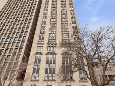 1242 N LAKE SHORE Drive, Unit 22, Chicago, IL 60610