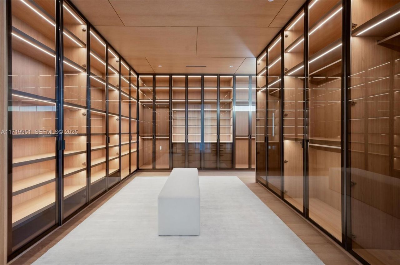 424 W Rivo Alto Dr, Miami Beach, FL 33139 Photo