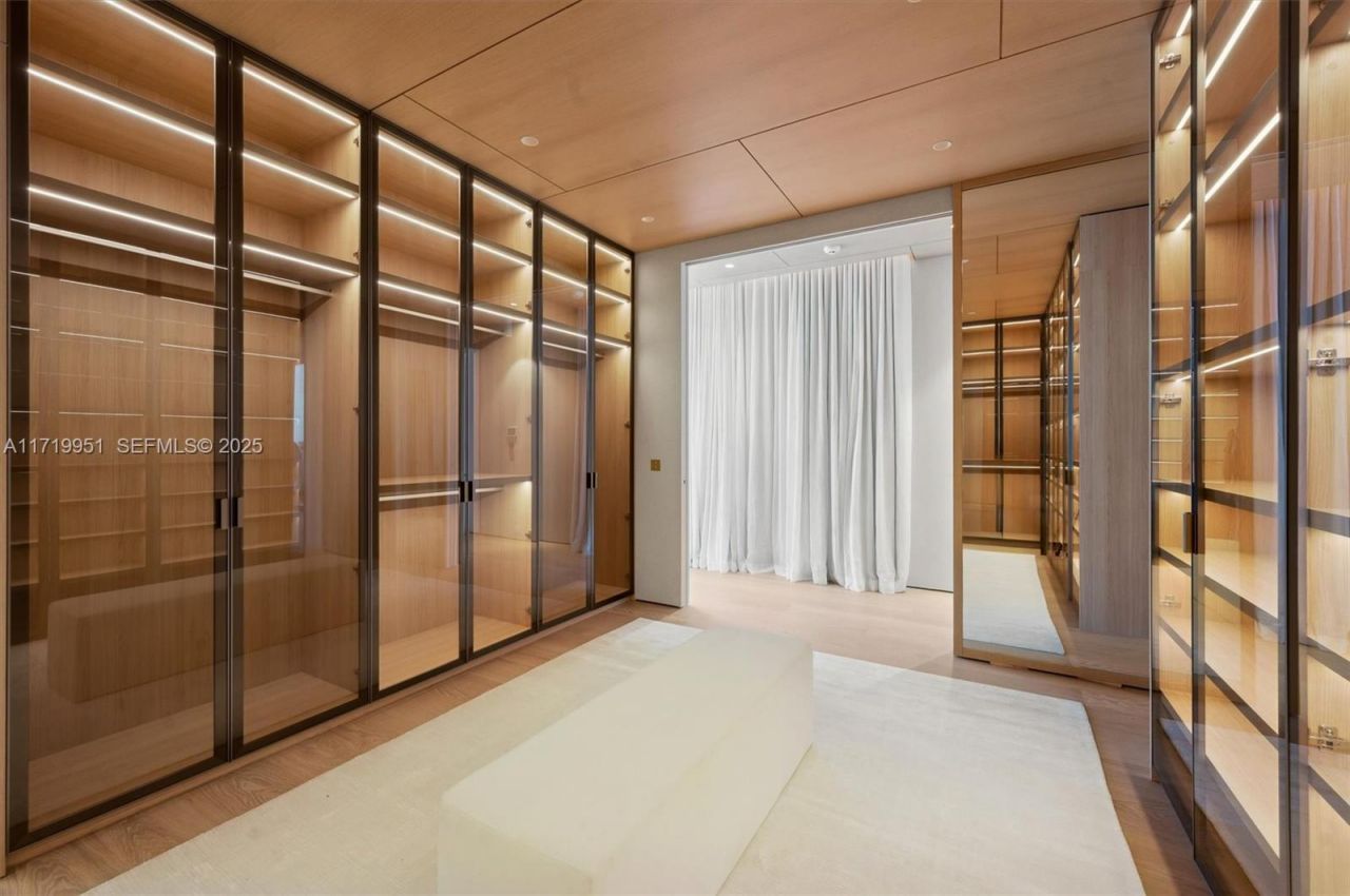 424 W Rivo Alto Dr, Miami Beach, FL 33139 Photo