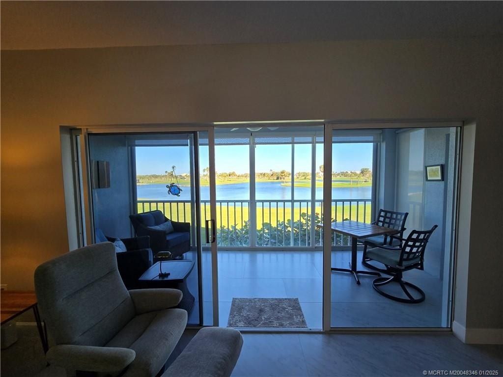 185 NE Edgewater Drive, Unit 5105, Stuart, FL 34996 Photo