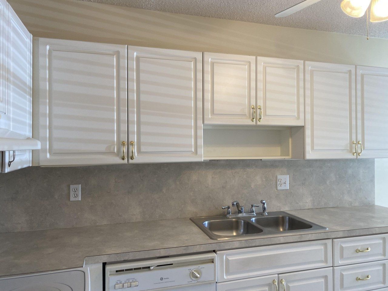 8665 Chevy Chase Drive, Unit 113, Boca Raton, FL 33433 Photo