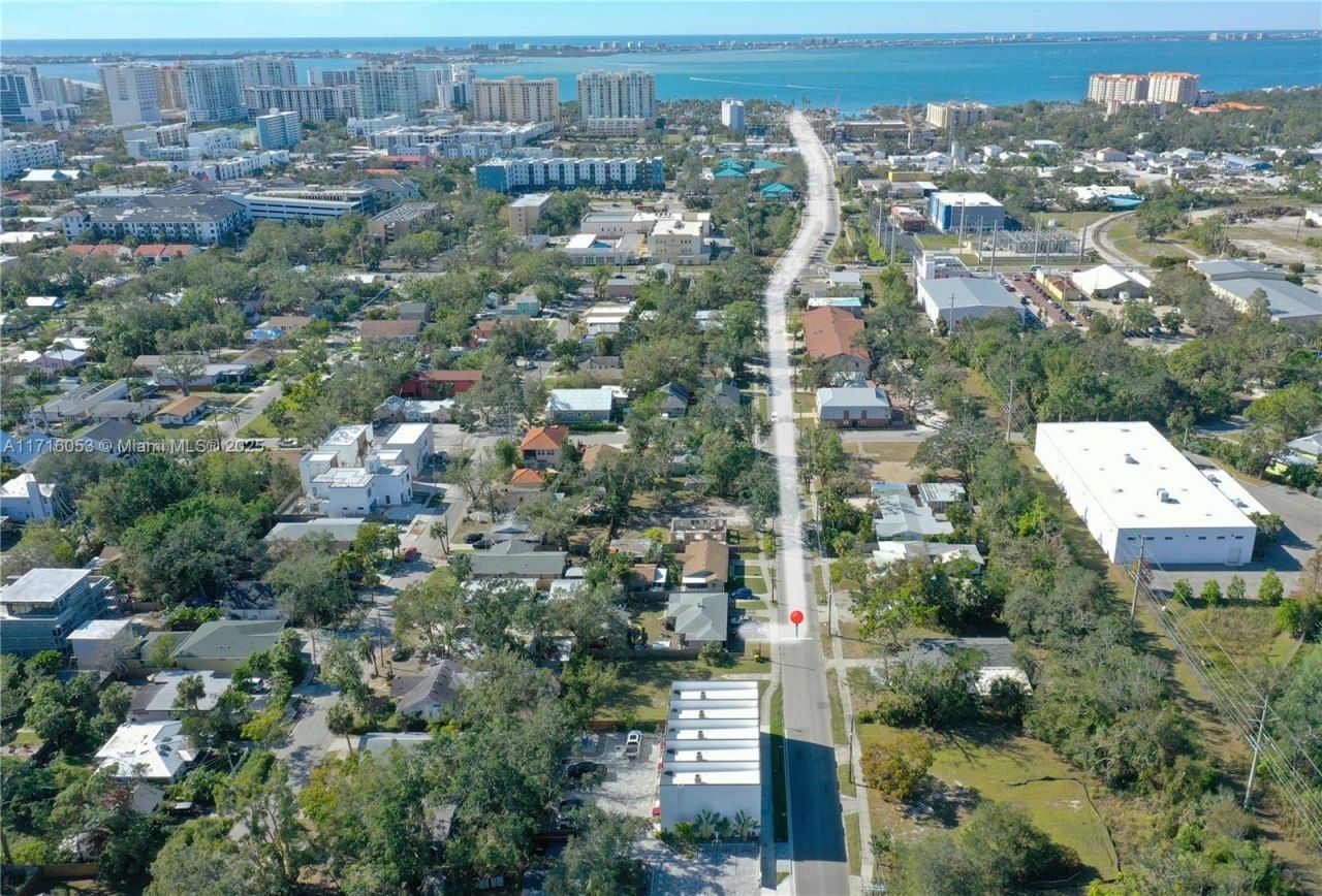 1744 10th St, Sarasota, FL 34236 Photo