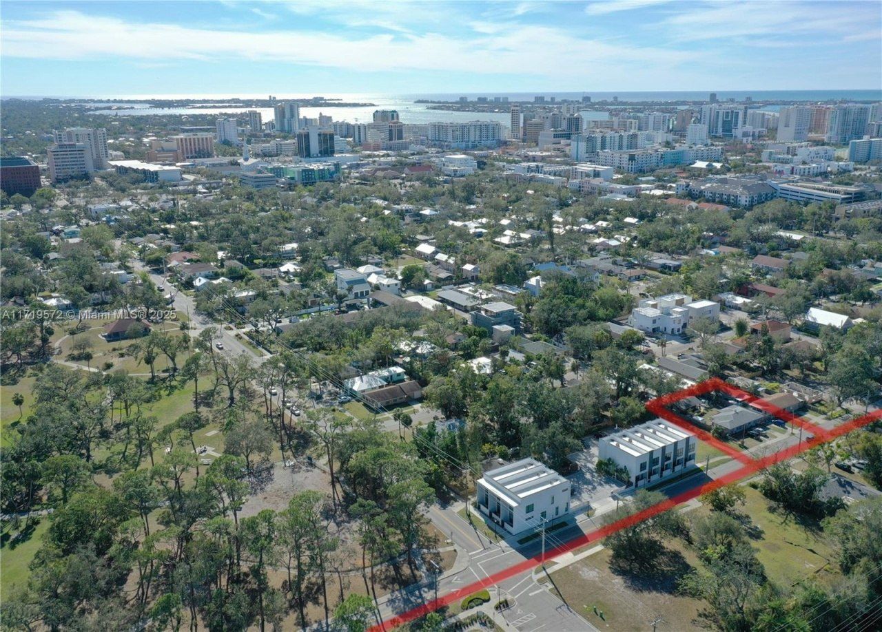 1744 10th St, Sarasota, FL 34236 Photo