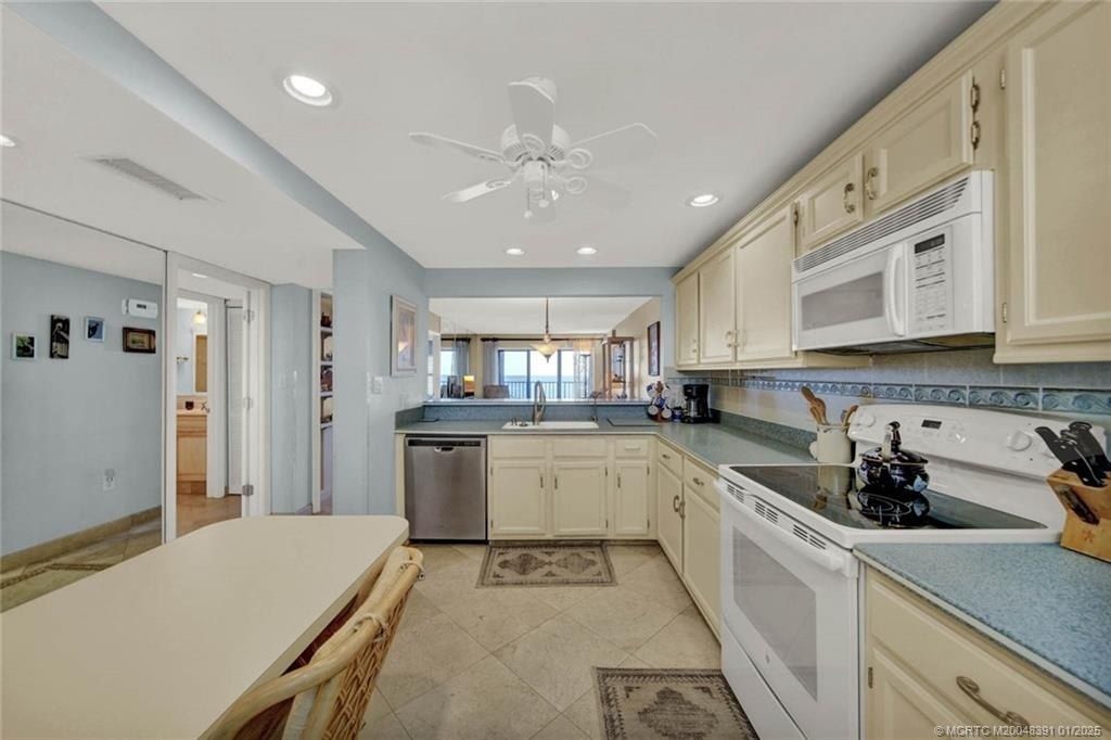 10200 S Ocean Drive, Unit 702, Jensen Beach, FL 34957 Photo