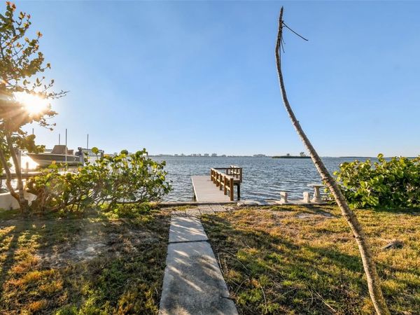 1836 VENETIAN POINT DRIVE, CLEARWATER, FL 33755