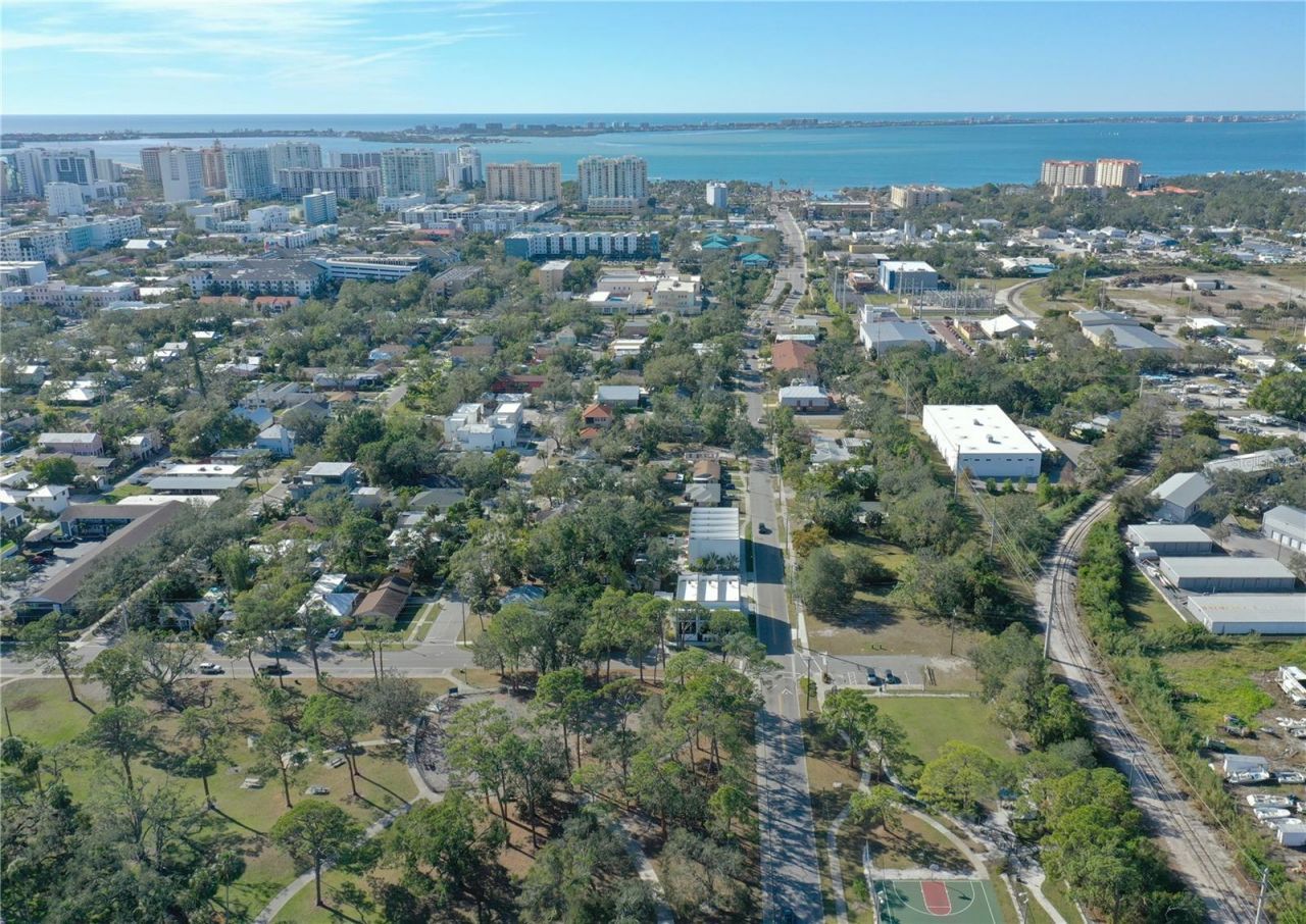 1744 10th Street, Sarasota, FL 34236 Photo