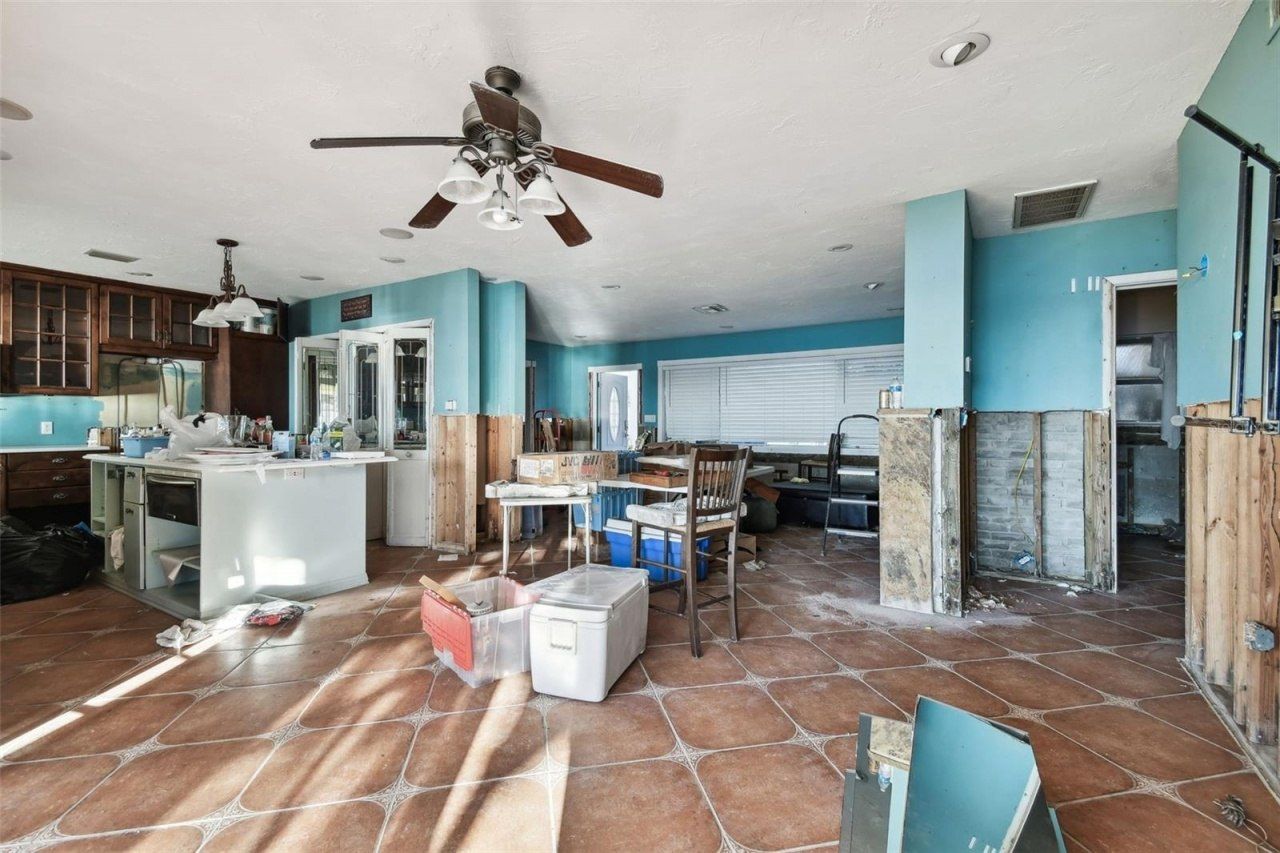 1836 Venetian Point Drive, Clearwater, FL 33755 Photo