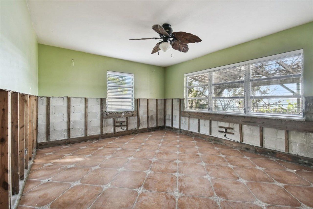 1836 Venetian Point Drive, Clearwater, FL 33755 Photo