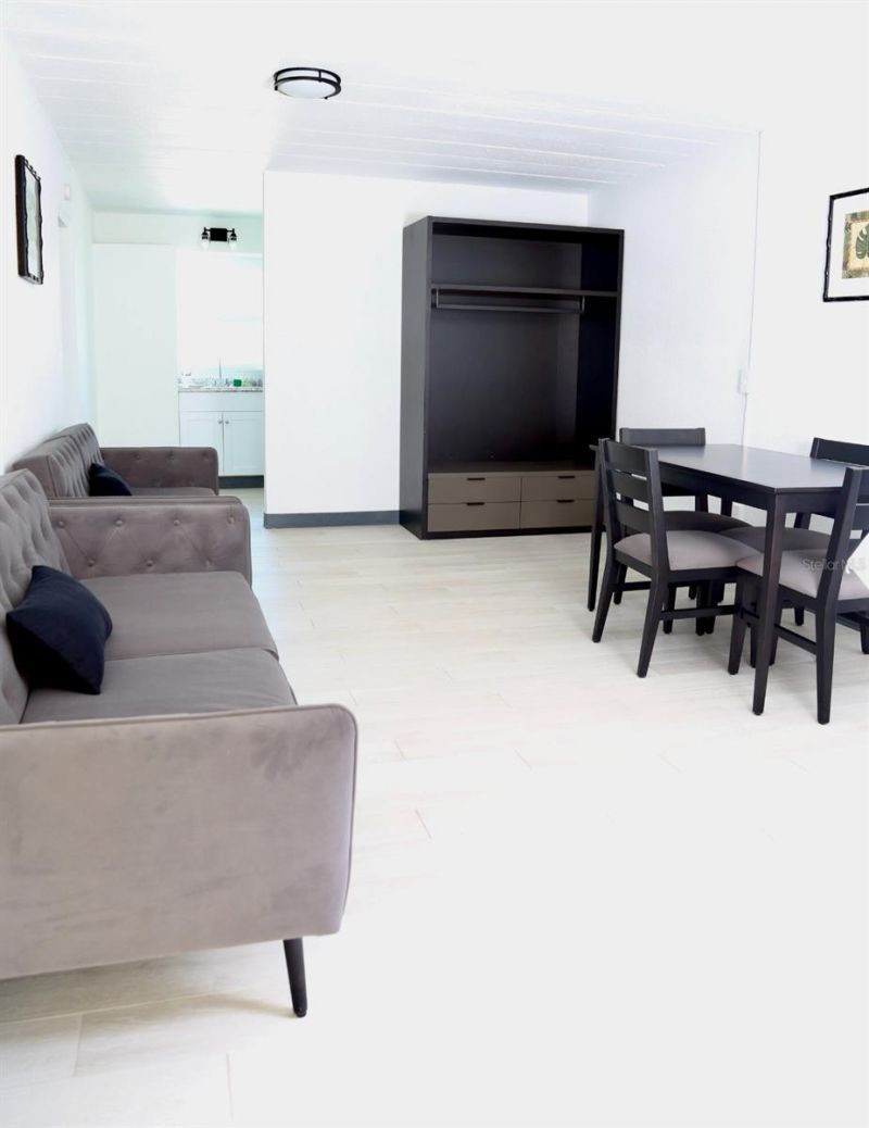 14711 Gulf Boulevard, Madeira Beach, FL 33708 Photo