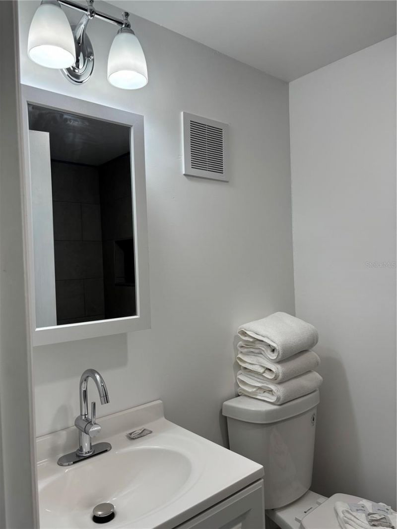 14711 Gulf Boulevard, Madeira Beach, FL 33708 Photo