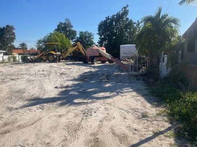 1140 W 32nd St, Hialeah, FL 33012 Photo