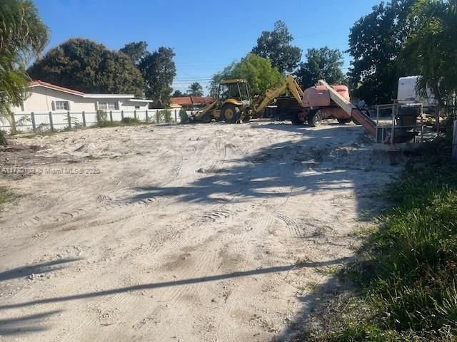 1140 W 32nd St, Hialeah, FL 33012 Photo