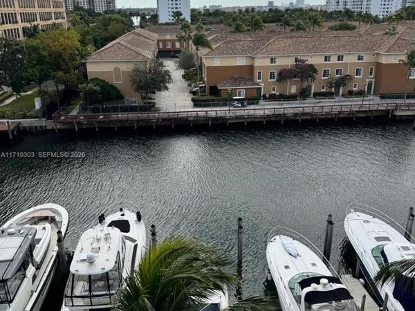 2950 NE 188th St, Unit 406, Aventura, FL 33180