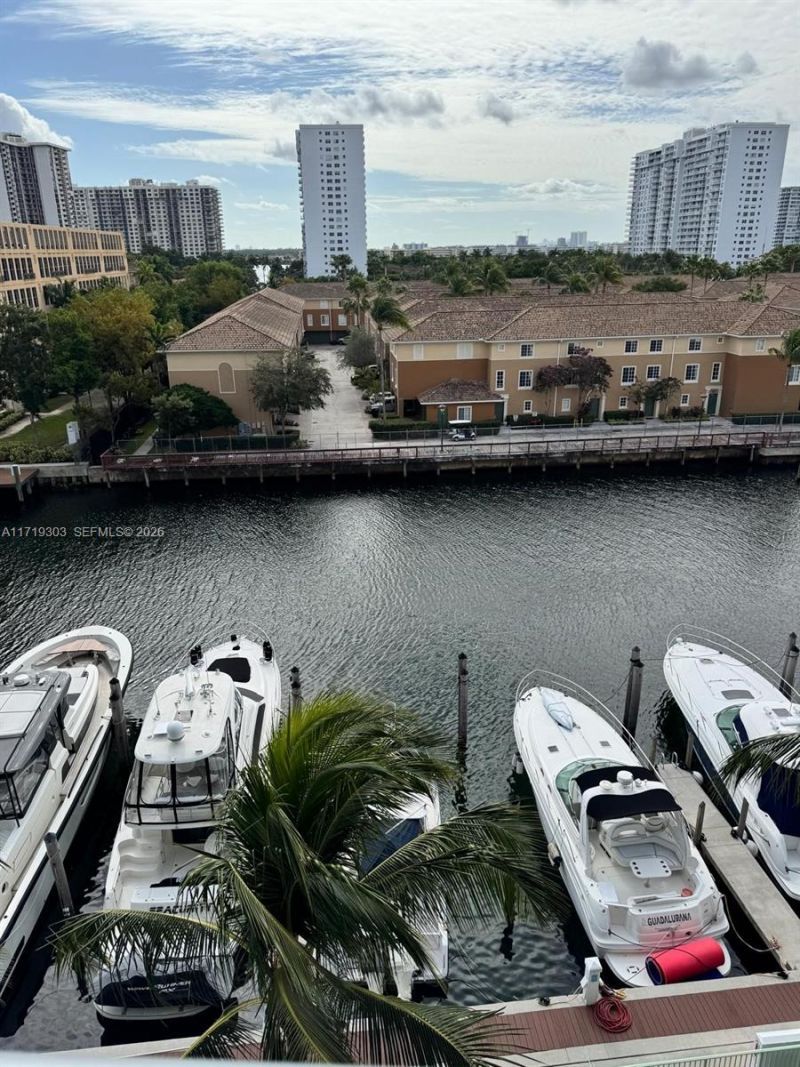 2950 NE 188th St, Unit 406, Aventura, FL 33180 Photo