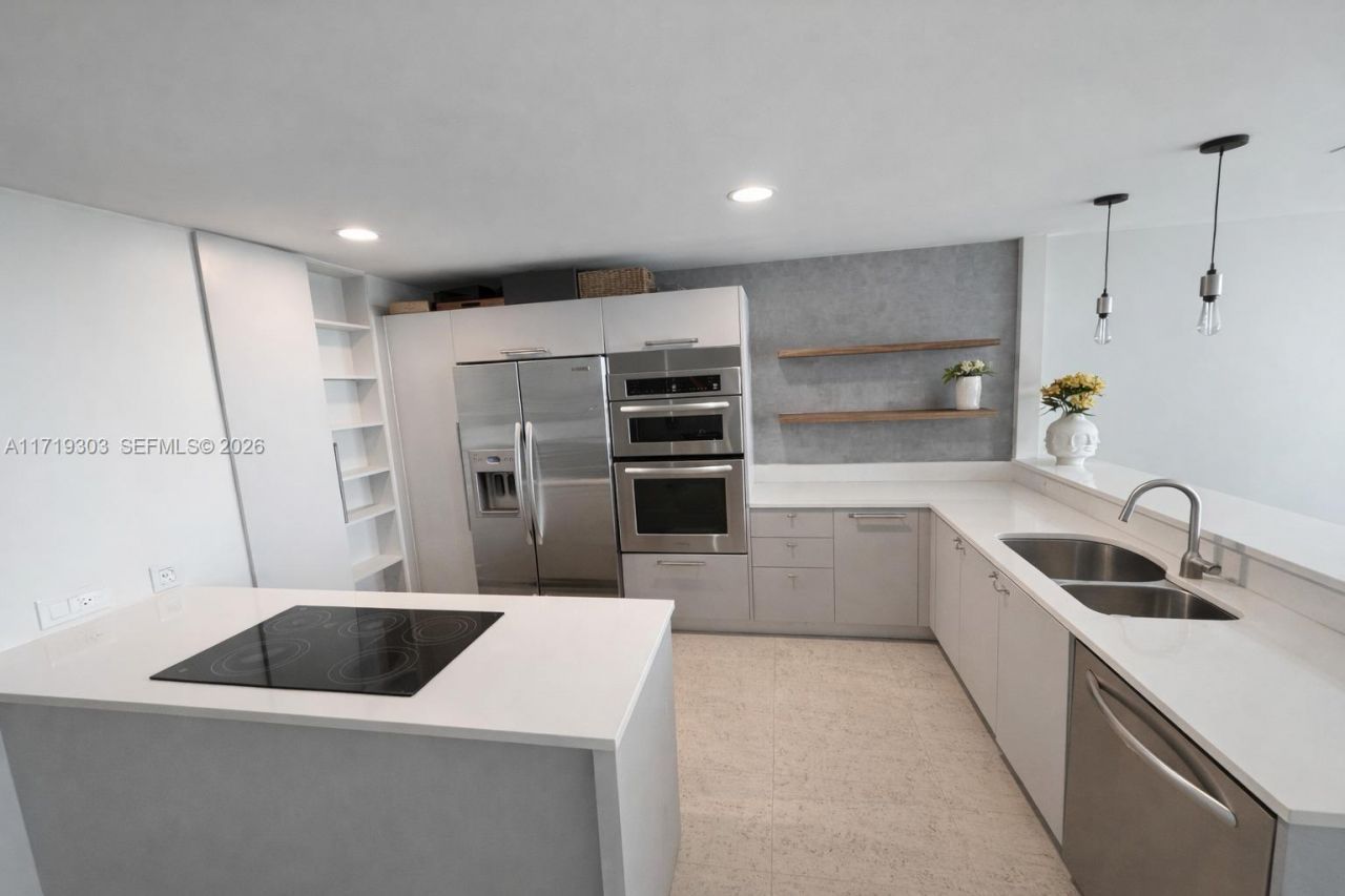 2950 NE 188th St, Unit 406, Aventura, FL 33180 Photo