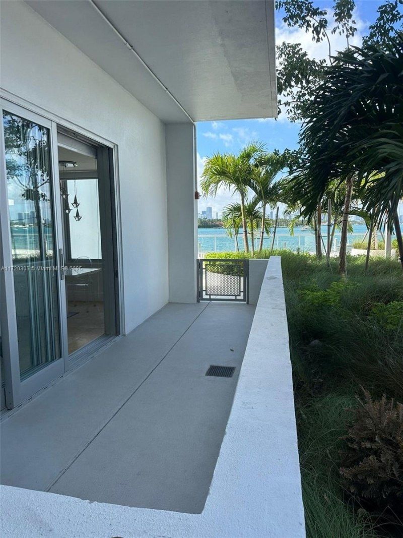 1000 West Ave, Unit BS107, Miami Beach, FL 33139 Photo