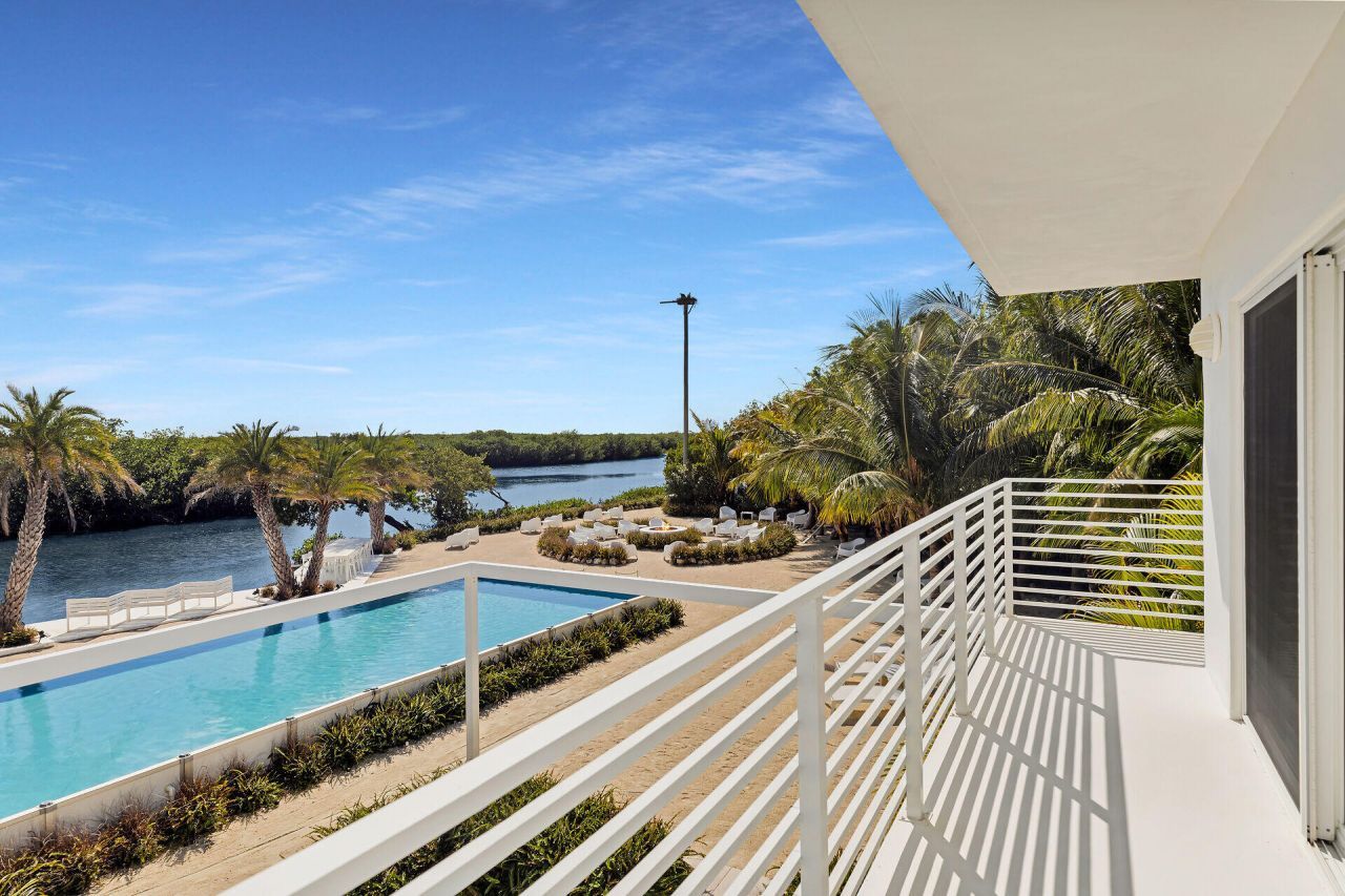 98701 Overseas Highway, Key Largo, FL 33037 Photo