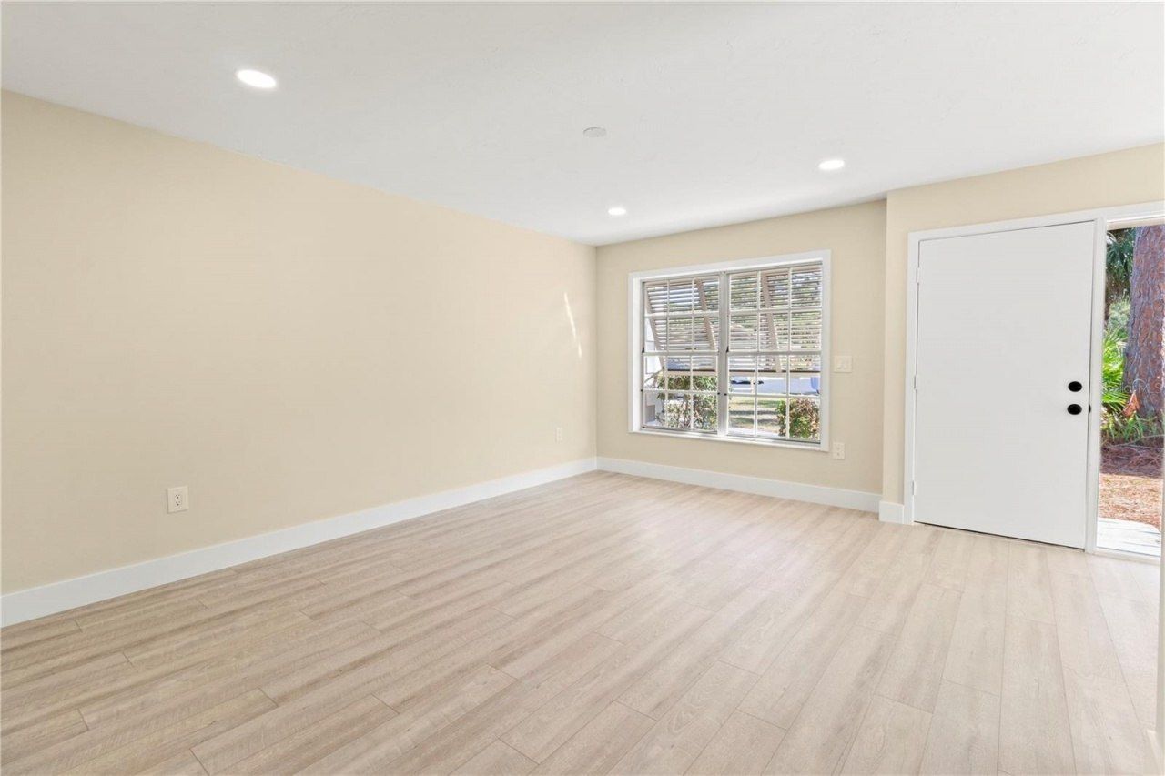 727 N Jefferson Avenue, Unit 727, Sarasota, FL 34237 Photo