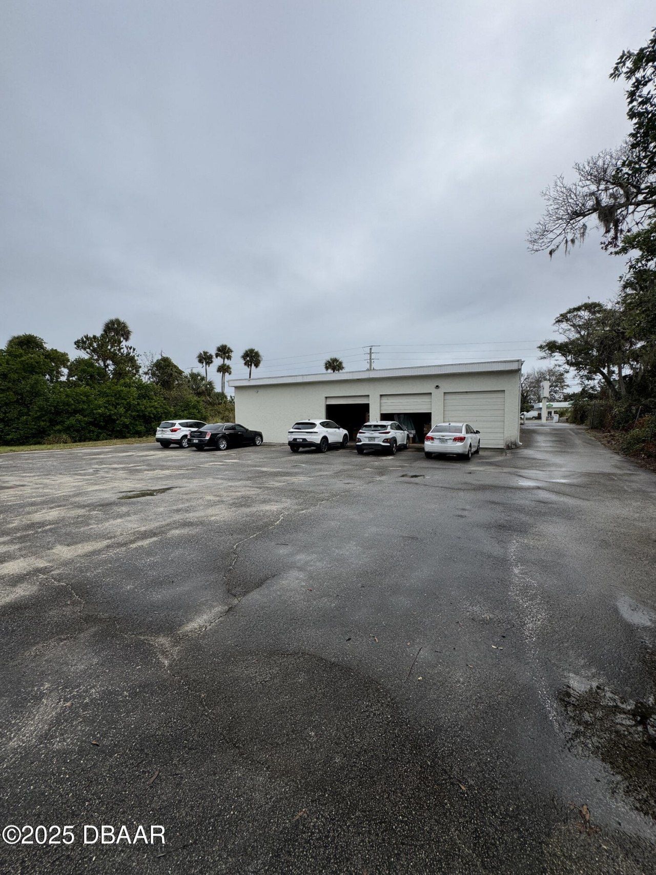 328 N Ridgewood Avenue, Edgewater, FL 32132 Photo