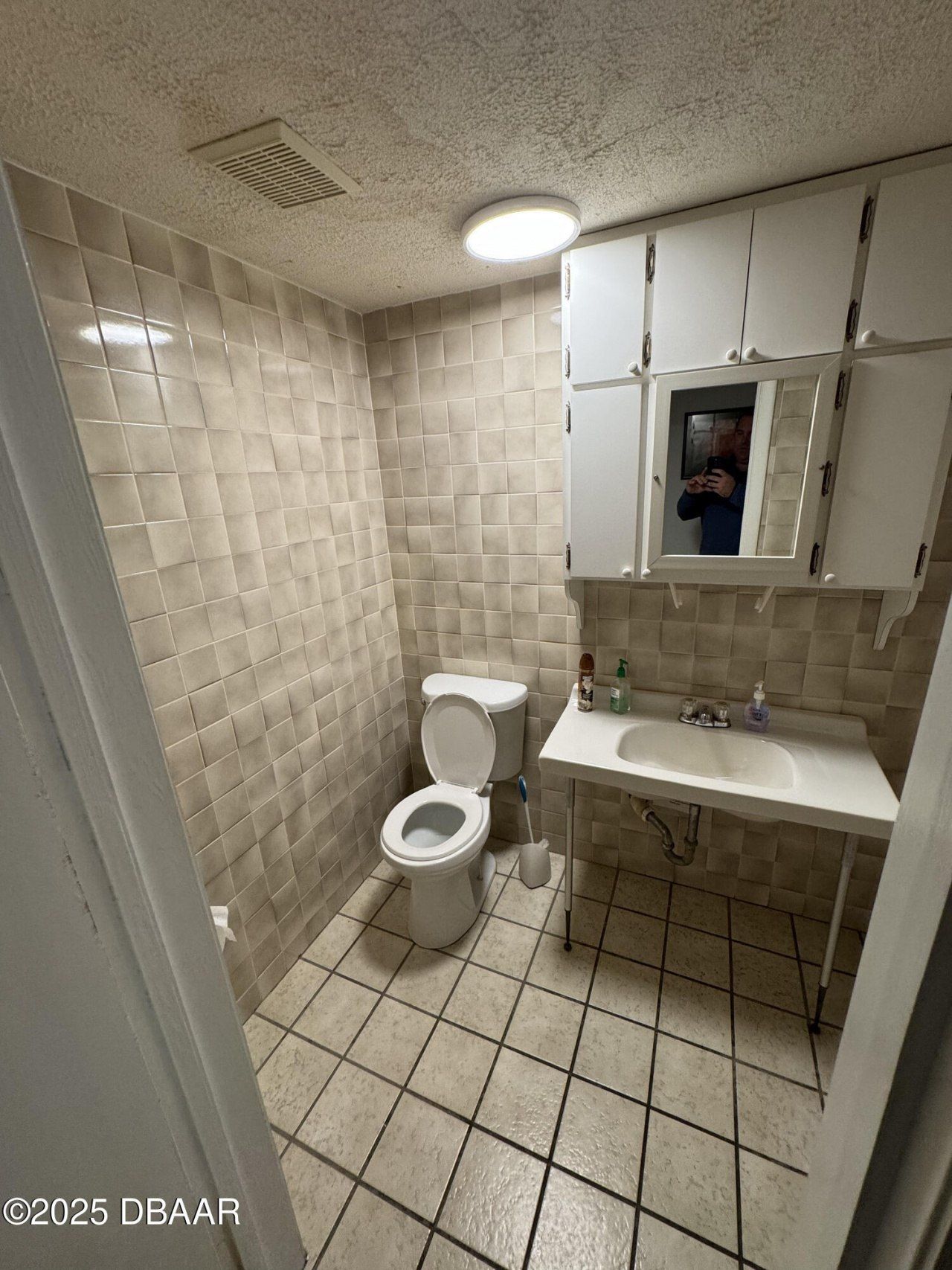 328 N Ridgewood Avenue, Edgewater, FL 32132 Photo