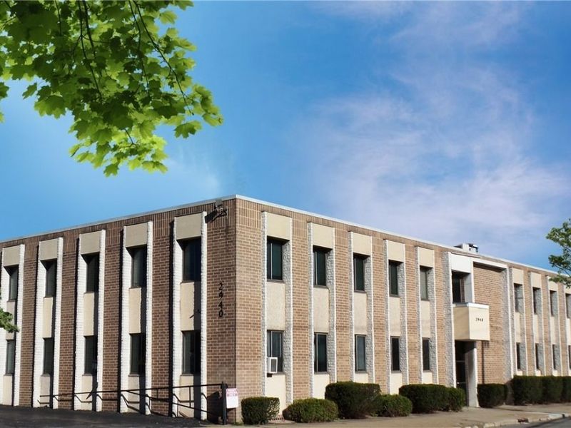 2940 Noble Road, Unit 100, Cleveland Heights, OH 44121 Photo 1