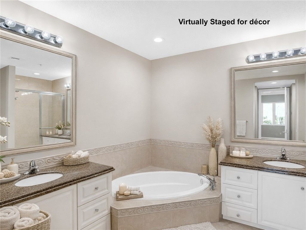 14 Harbour Isle Drive W, Unit PH 4, Fort Pierce, FL 34949 Photo