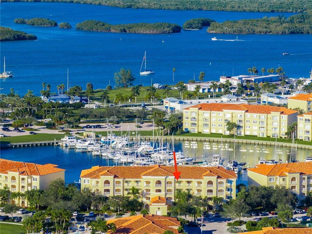 14 Harbour Isle Drive W, Unit PH 4, Fort Pierce, FL 34949 Photo