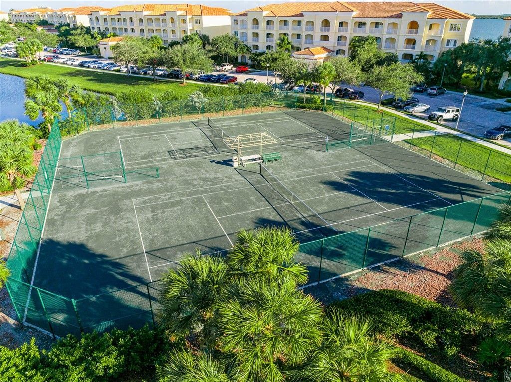 14 Harbour Isle Drive W, Unit PH 4, Fort Pierce, FL 34949 Photo