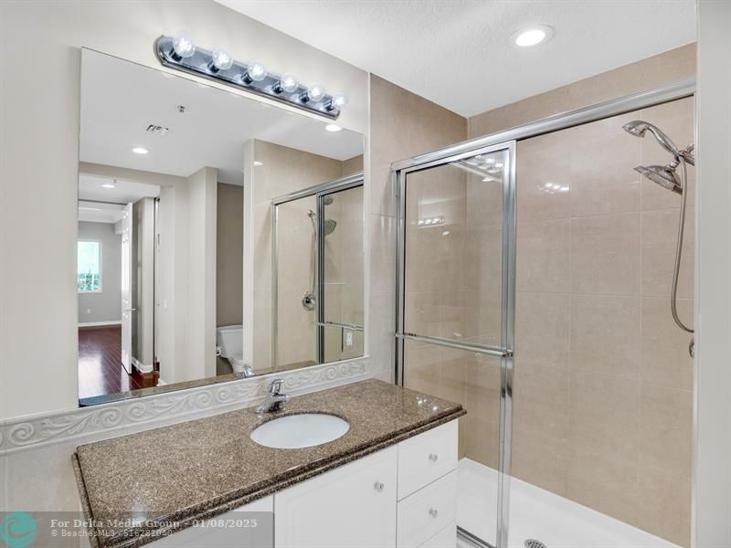 14 Harbour Isle Dr, Unit PH4, Fort Pierce, FL 34949 Photo